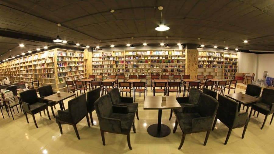 Café Thư Viện Sách Đông Tây