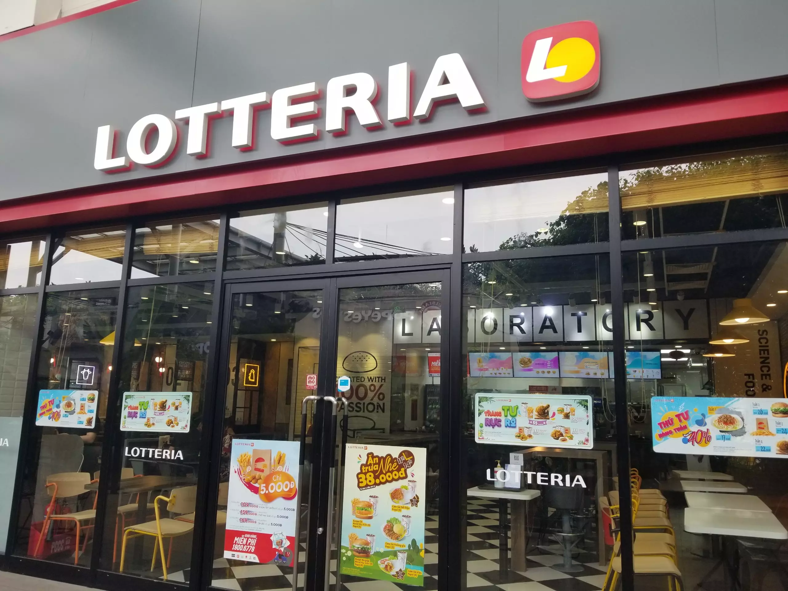 cửa hàng lotteria