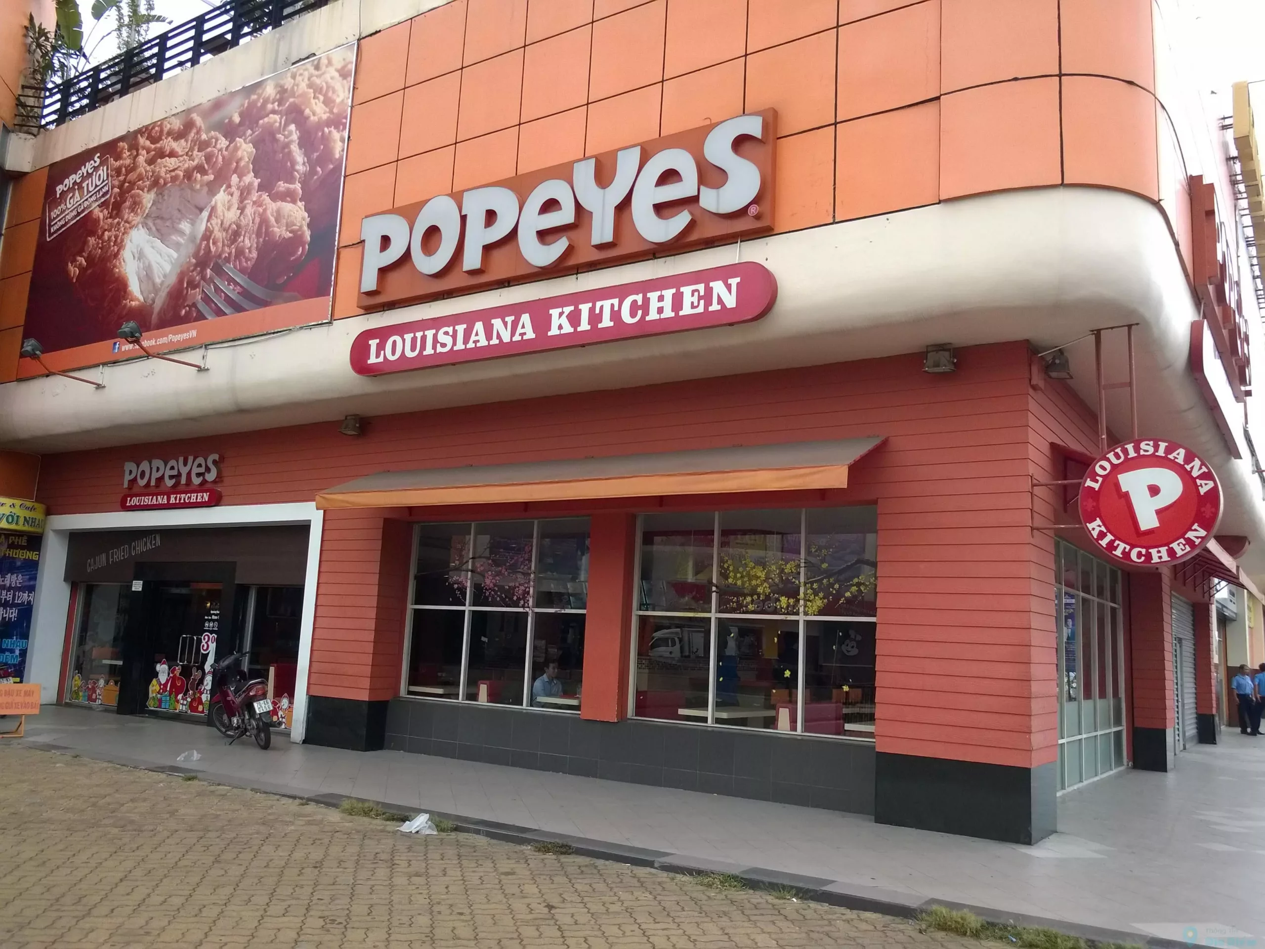cửa hàng popeyes