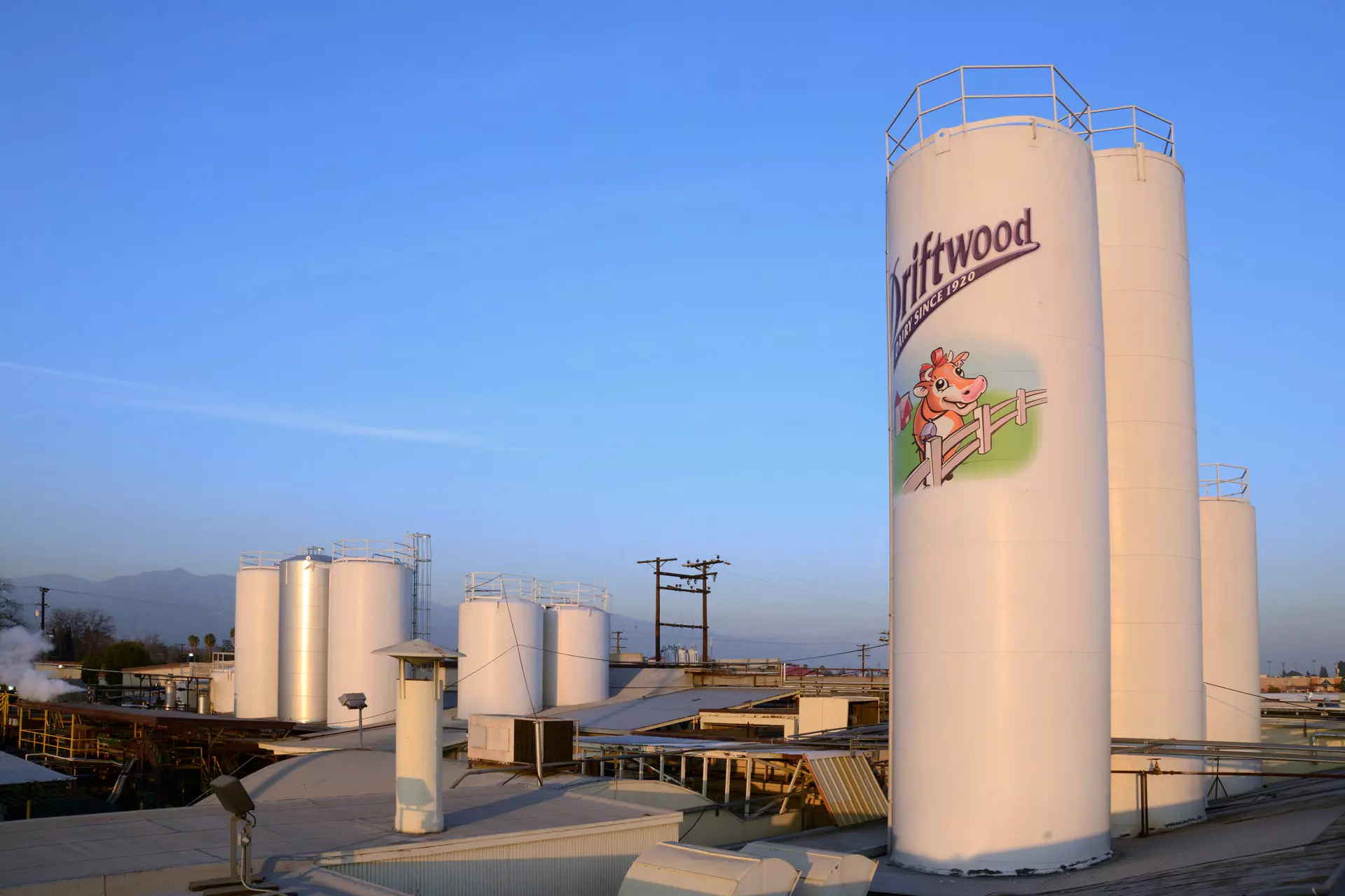 nhà máy sữa vinamilk tại mỹ