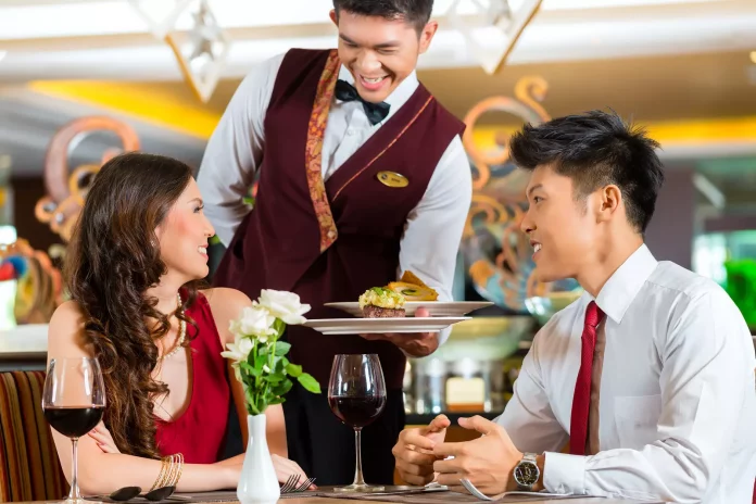 dịch vụ ăn uống là gì