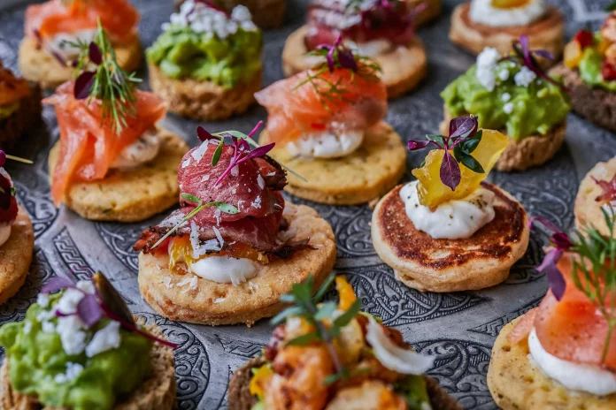 tiệc canape là gì