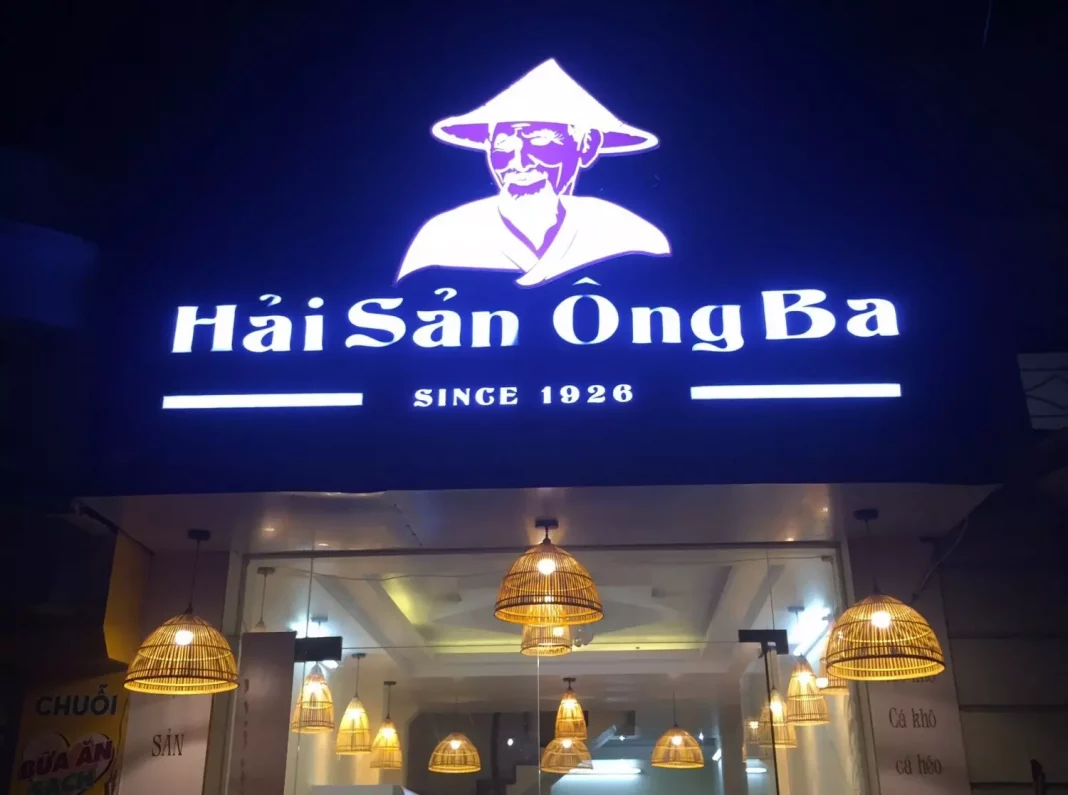 mẫu biển quảng cáo nhà hàng ăn uống ấn tượng nhất