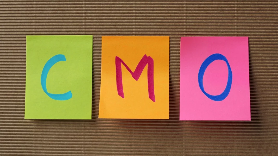 cmo là gì
